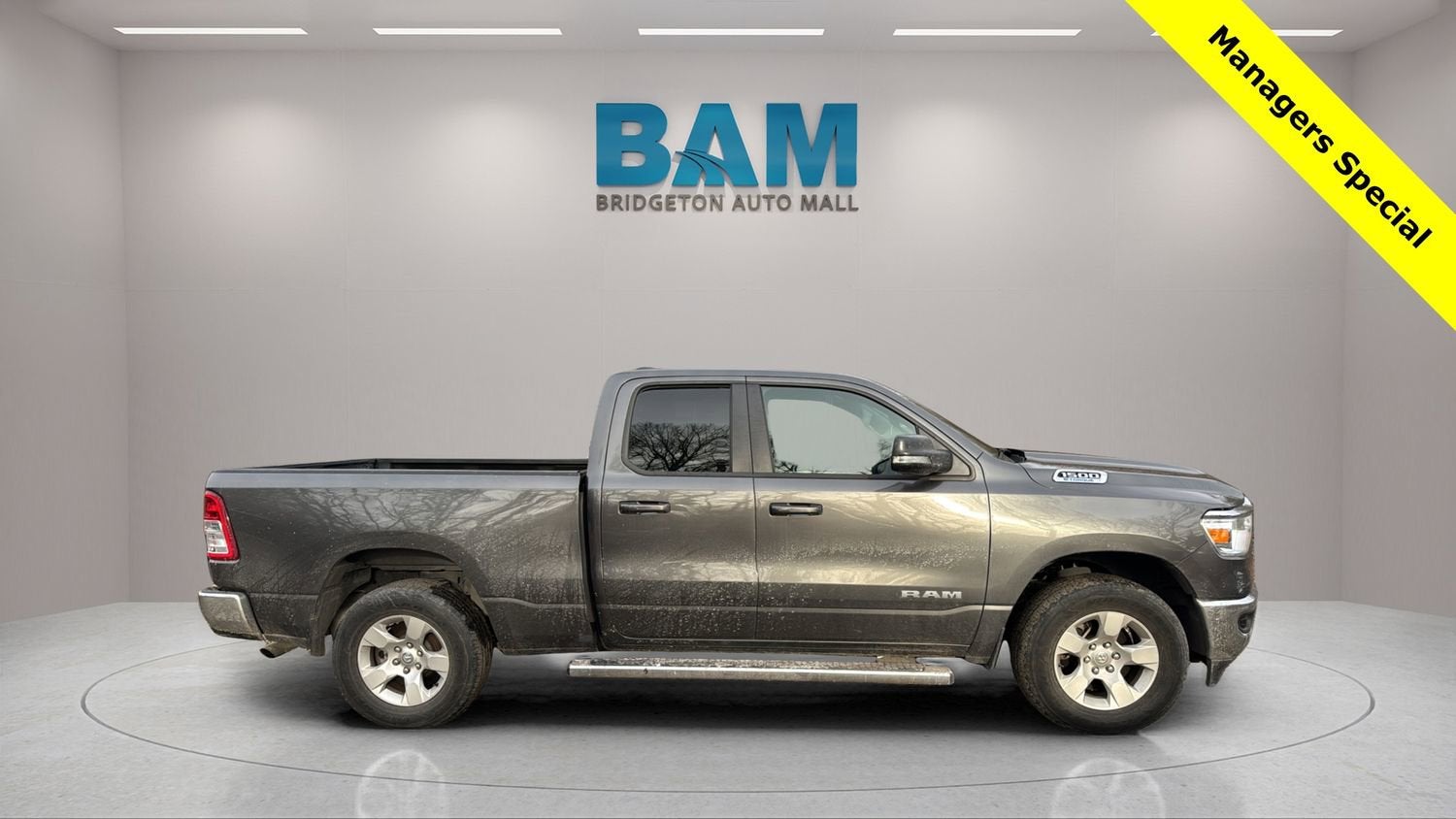 2022 RAM 1500 Big Horn Quad Cab 4x4 6'4" Box