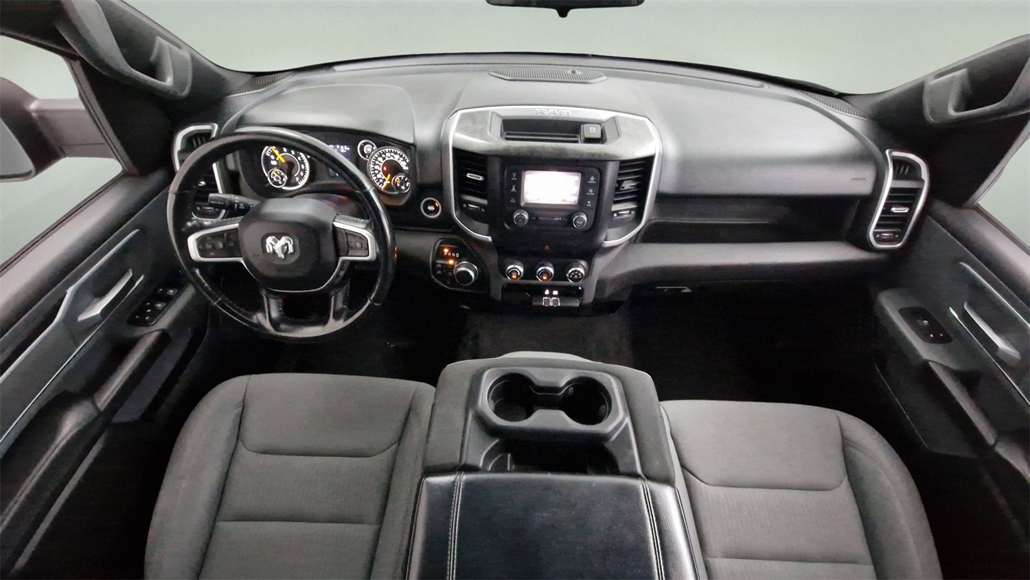 2021 RAM 1500 Big Horn Crew Cab 4x4 5'7" Box