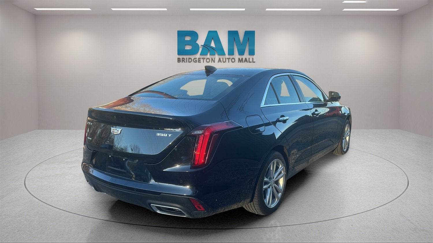 2023 Cadillac CT4 Luxury