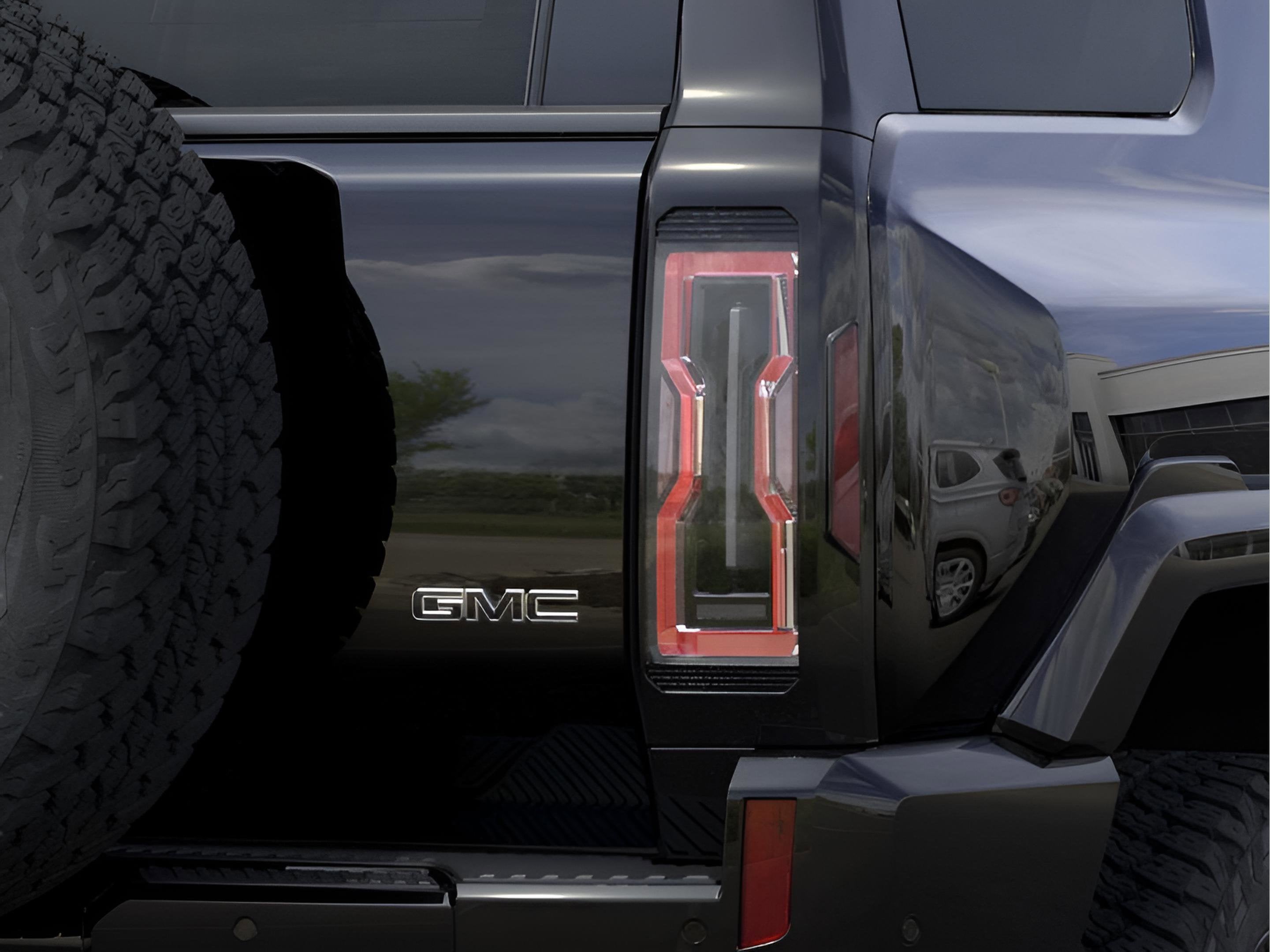 2026 GMC HUMMER EV SUV 2X