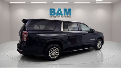 2023 Chevrolet Suburban LT