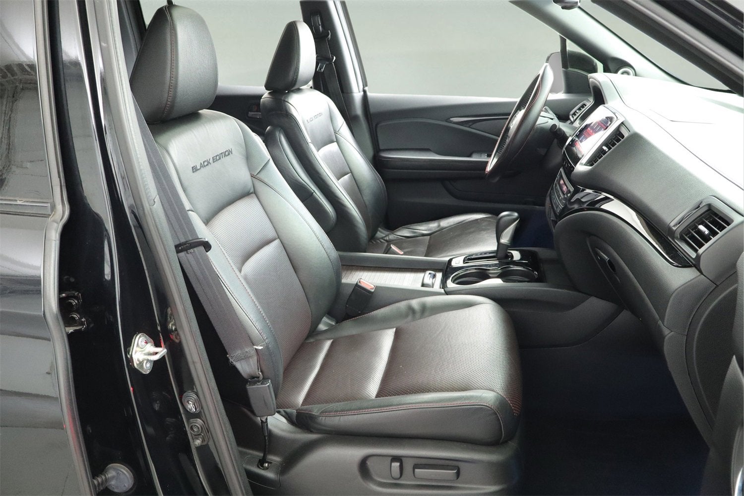 2017 Honda Ridgeline Black Edition