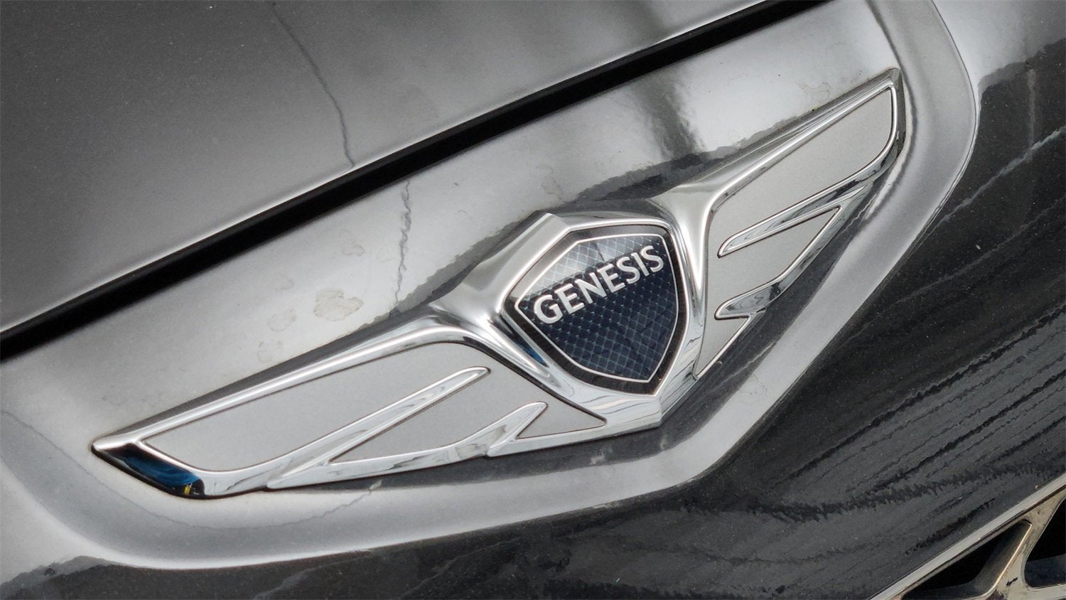 2022 Genesis G70 2.0T AWD