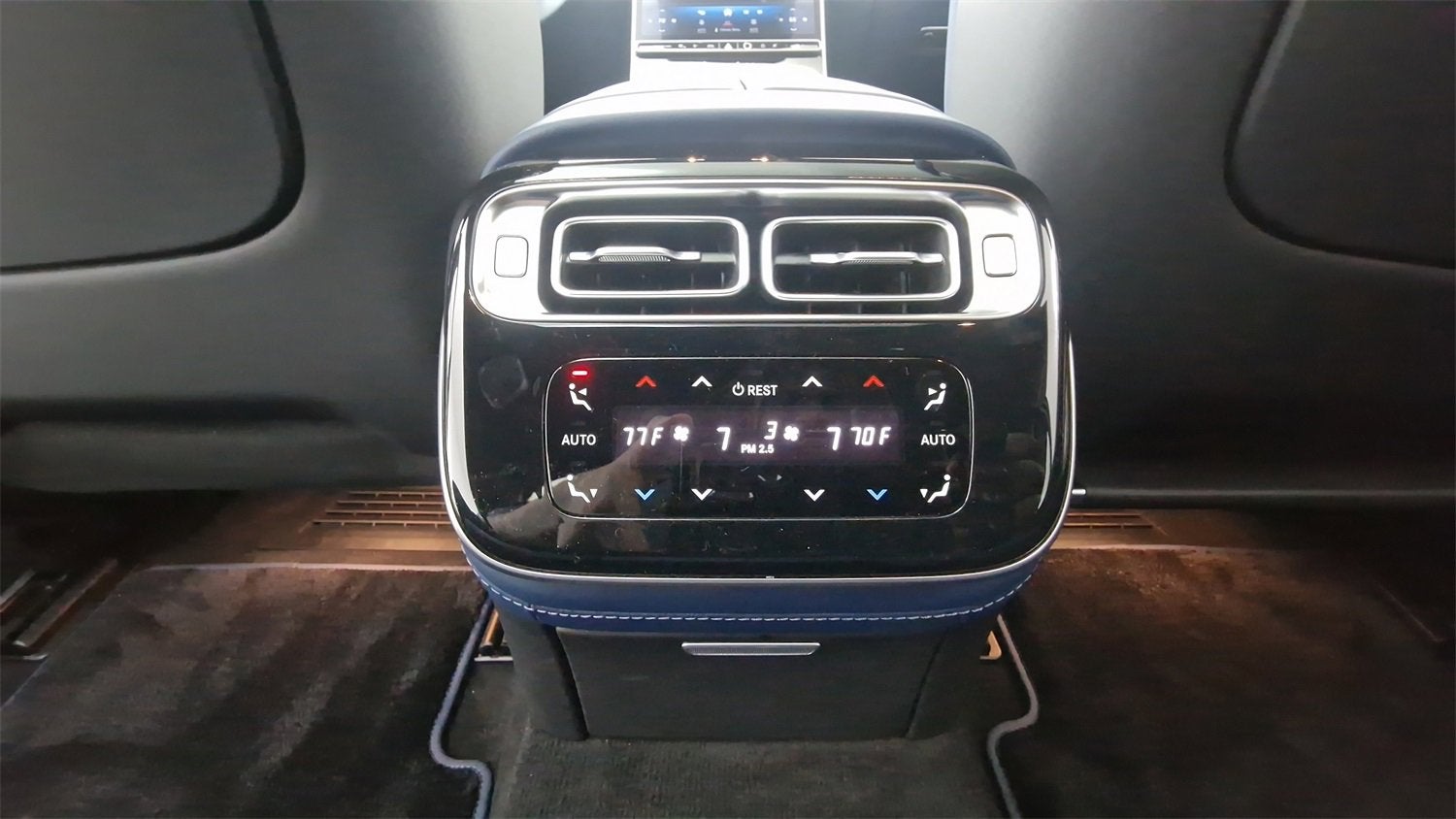 2025 Mercedes-Benz AMG® S 63 E 4MATIC®