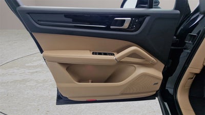 2023 Porsche Cayenne NA