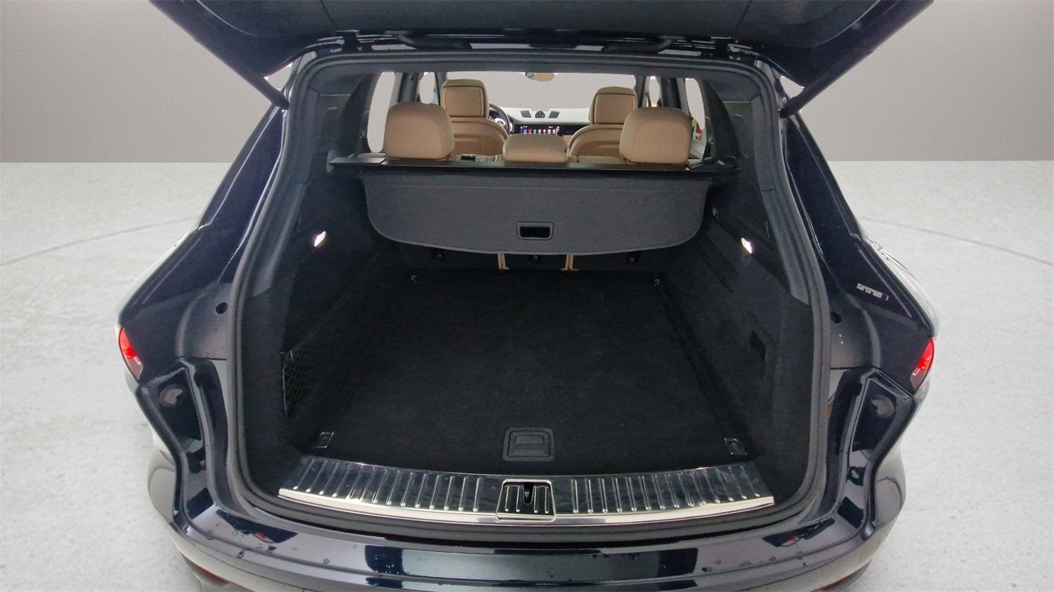 2023 Porsche Cayenne NA